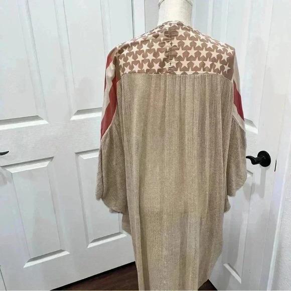 ASIS PATRIOTIC KIMONO Tan butterfly arms - Picture 4 of 7